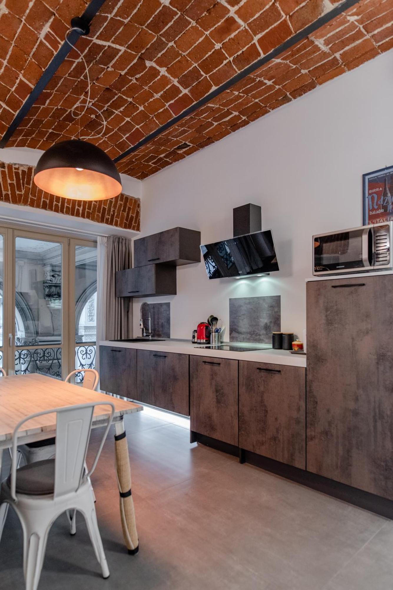Suite & Queen Apartments ตูริน ภายนอก รูปภาพ