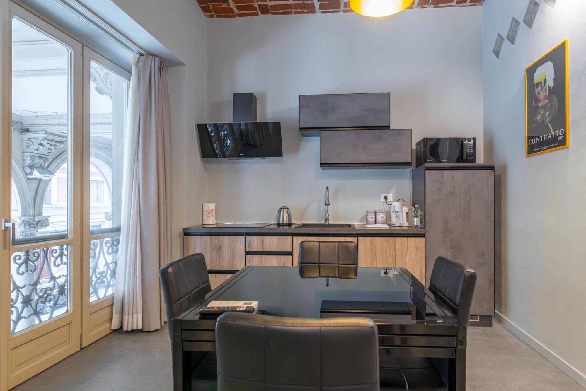 Suite & Queen Apartments ตูริน ภายนอก รูปภาพ